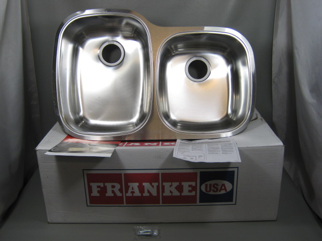 Franke Stainless Steel Double Bowl Undermount Sink 32" x 21" 9" Deep UOSK900-18
