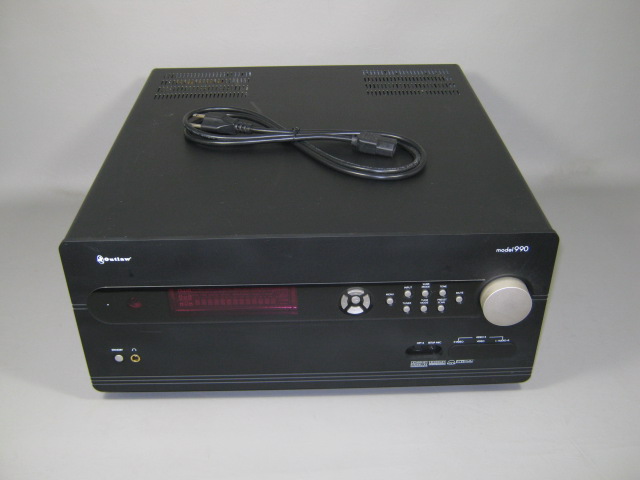 2005 Outlaw Model 990 7.1 Channel Surround Audio Video A/V Preamp Processor NR!