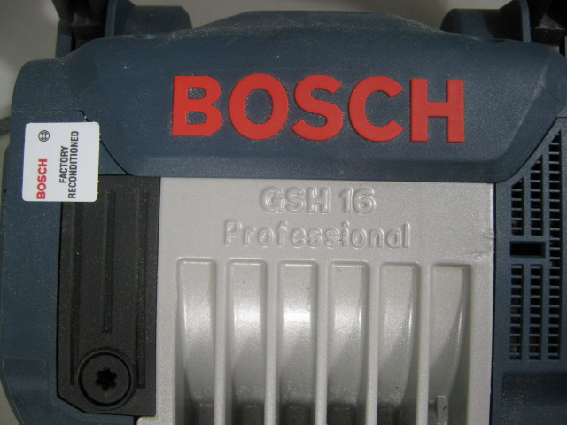 Bosch Electric Jack Jammer GSH16 11335K Professional W/ Case + Stake Driver 2