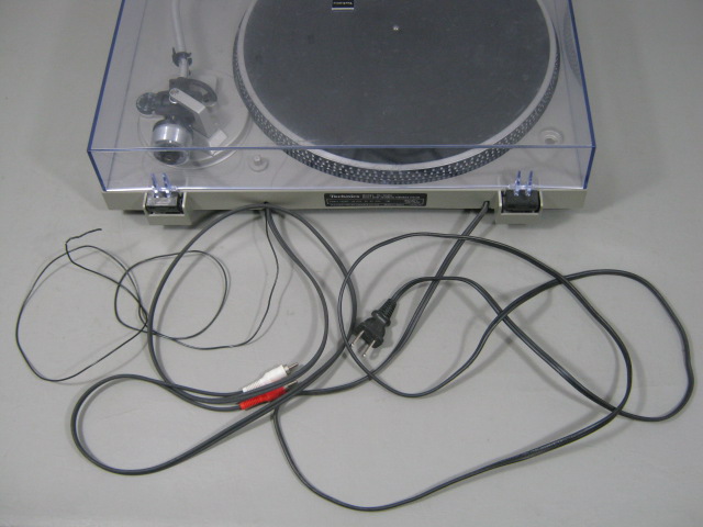 Technics SL-D303 Direct Drive Turntable Audio Technica LS 300 Cartridge Manual + 10