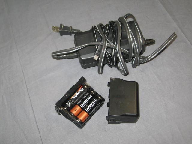 Sony CCD-TRV65 HandyCam Vision Hi8 Video Camcorder NR 5
