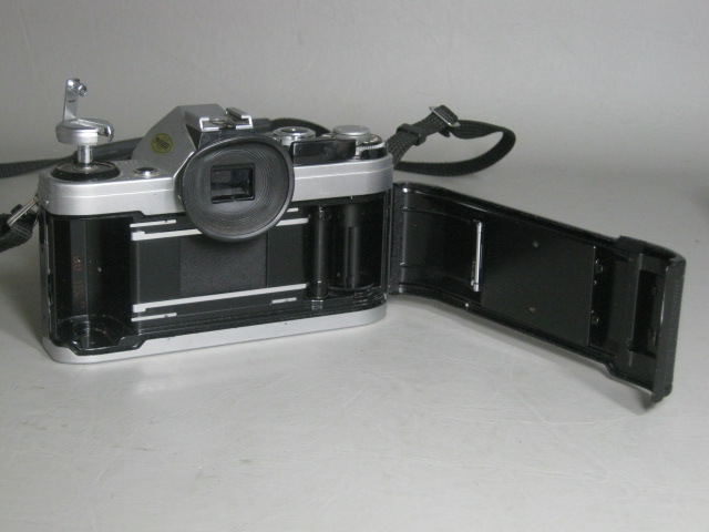 Canon AE-1 35mm SLR Film Camera + 50mm FD f/1.8 Lens + Case + Manuals Bundle NR! 8