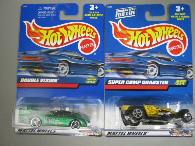 141 NEW Hotwheels Cars Assortment Lot MOC 2000 Collectors Series Mattel 1:64 NR 21