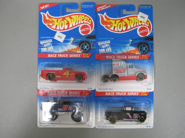 100 New Hotwheels Cars Lot Assortment MOC Mattel 1996-97 Collectors Series NR! 12