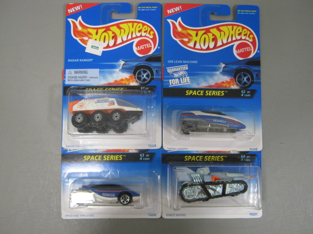 100 New Hotwheels Cars Lot Assortment MOC Mattel 1996-97 Collectors Series NR! 14