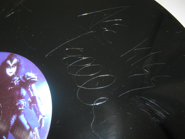 4 KISS Rare Vinyl 12" Album Singles Autographed A Black Diamond Creatures German 6