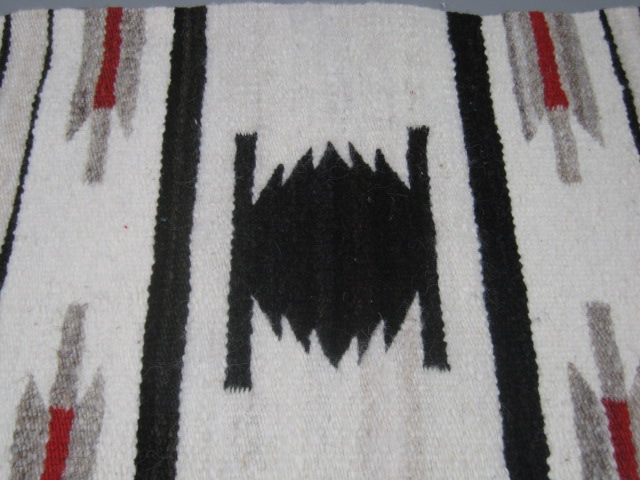 2 Vtg Native American Indian Navajo Navaho Woven Rugs Carpet 17" x 19" 16" x 34" 4