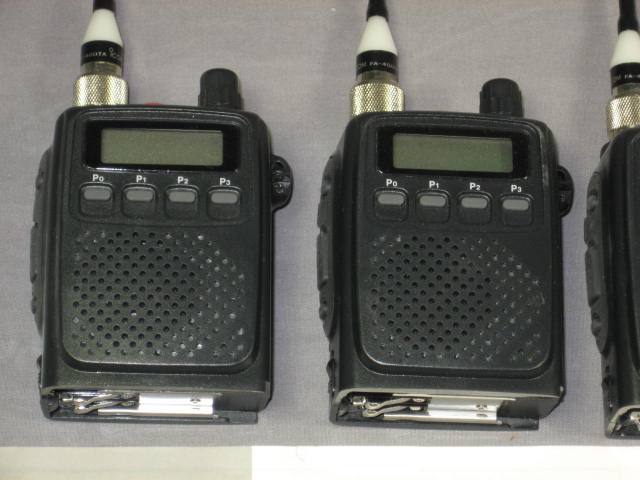 5 icom IC-F20 UHF Portable Two Way Radio Transceivers 3