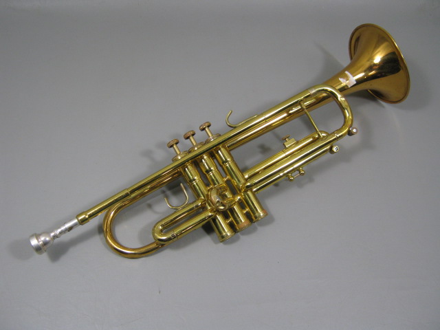 Vtg 80s Conn Doc Severinsen 1000B Signature Trumpet W/ Hard Case 7C Mouthpiece 2