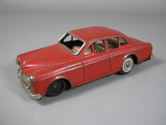 4 Toy Tin Litho Car Lot Marx Tootsietoy Buick Special Volvo Japan Friction NR! 7