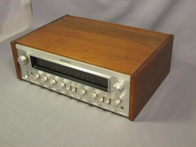 Vintage Sony STR-7065 AM FM Home Stereo Audio Receiver 2