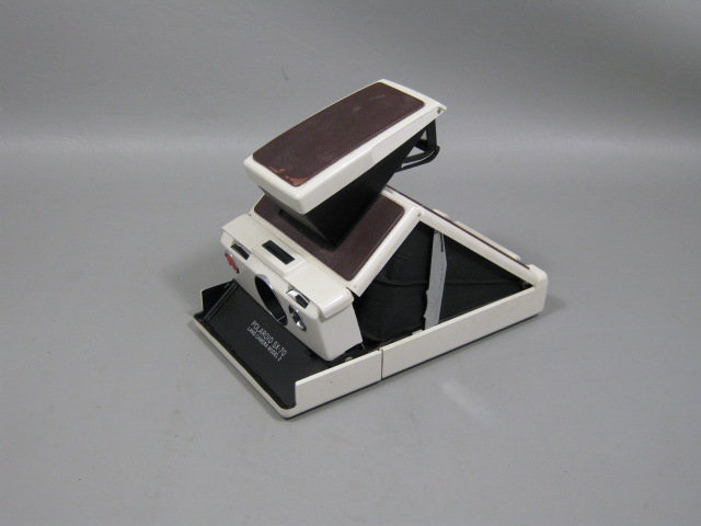 Vtg White Polaroid SX-70 Land Instant Film Camera Model 2 W/ Leather Case Tested 4