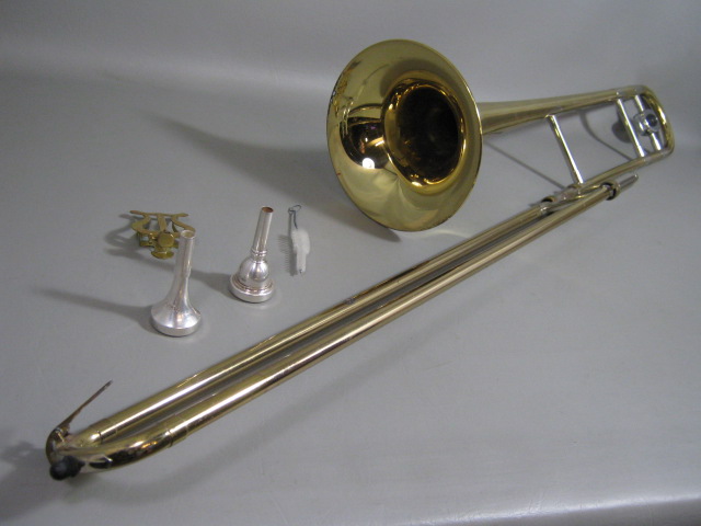 Reynolds Medalist Trombone With 2 Mouthpieces Vincent Bach 12C No Reserve Price!
