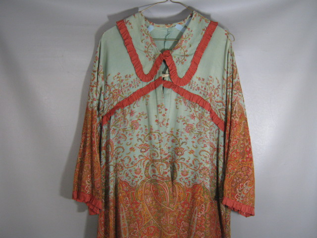 Vintage Antique 1870s Victorian Era Dressing Gown Orange Brown Paisley Pattern 1