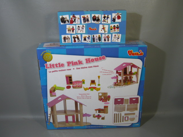 NEW Imagination Zone Voila Little Pink House Wooden Doll House S 554 + Furniture 1