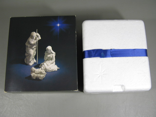 14 Avon Nativity White Bisque Porcelain Xmas Figurine Figure Set Holy Family NR! 1