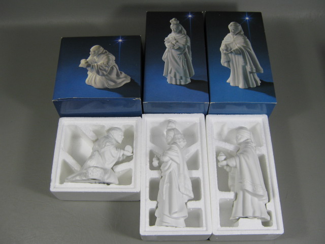 14 Avon Nativity White Bisque Porcelain Xmas Figurine Figure Set Holy Family NR! 3