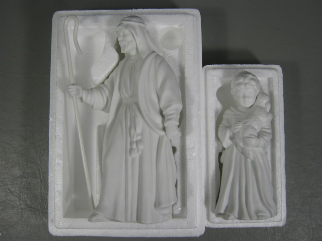 14 Avon Nativity White Bisque Porcelain Xmas Figurine Figure Set Holy Family NR! 8