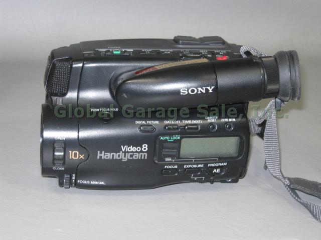 Sony HandyCam CCD-TR71 8mm Camcorder Video Camera Bundle Charger Hard Case +NR! 1