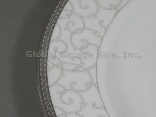 New Wedgwood Celestial Platinum Bone China Oval Serving Platter Dish 15-5/8" NR! 2