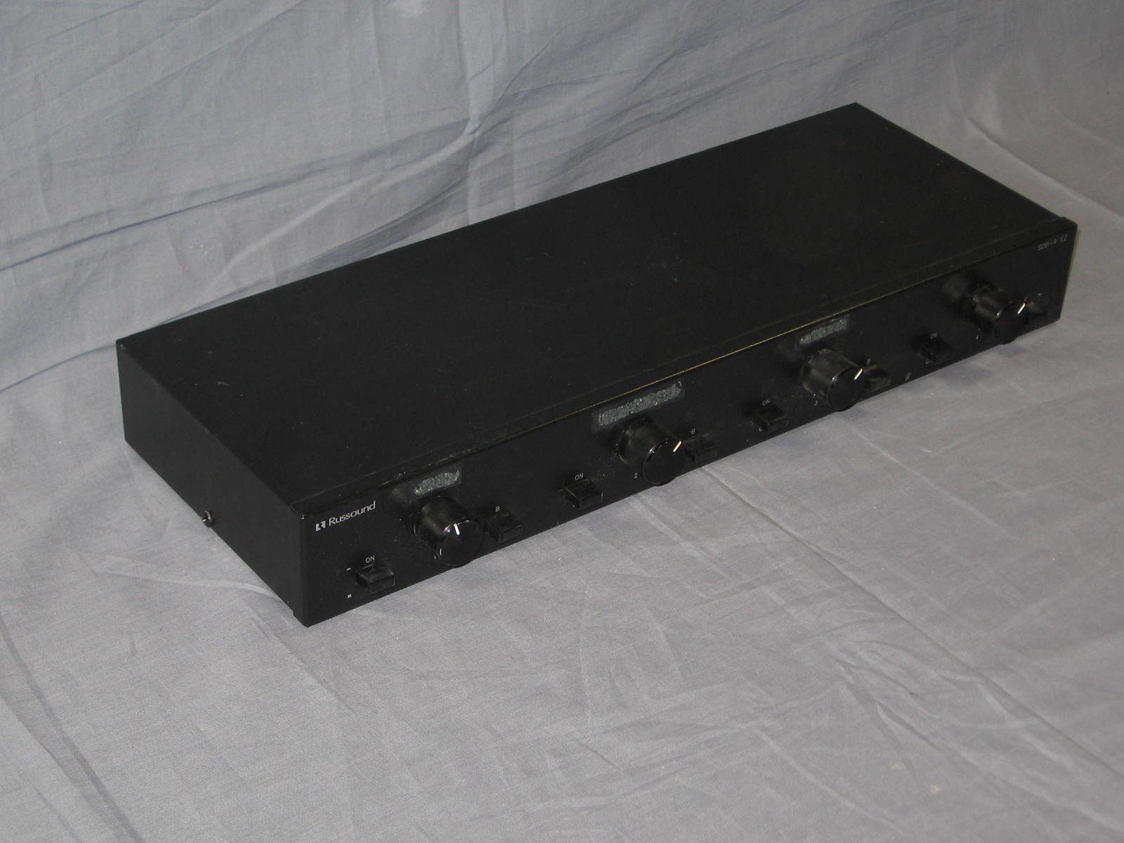 Russound SDB-4 EZ Stereo Speaker Selector Switcher NR 1