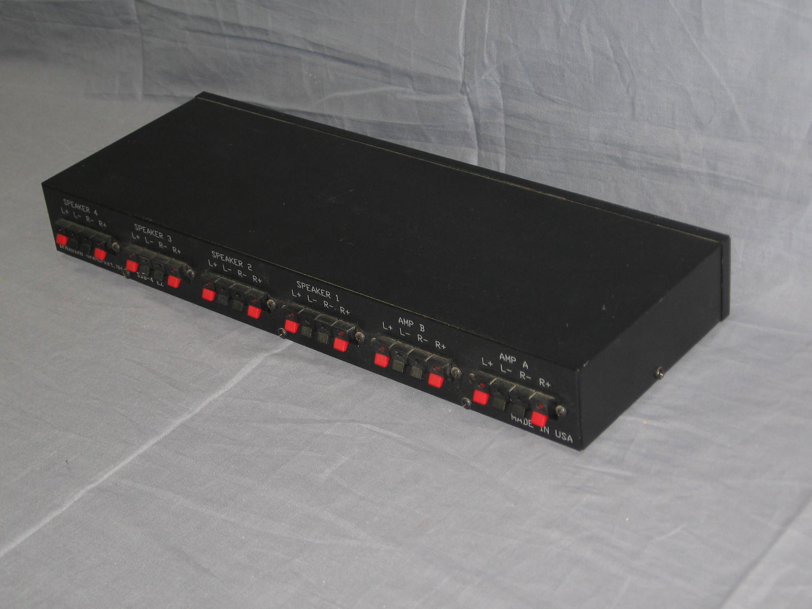 Russound SDB-4 EZ Stereo Speaker Selector Switcher NR 7