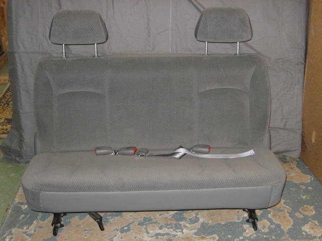 2007 Dodge Caravan 3rd Third Row Cloth Bench Seat EXC!!