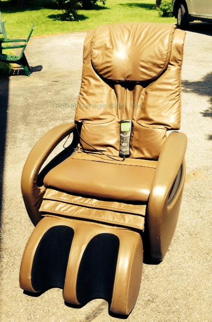 Brookstone Osim iMedic OS-7085 380 Beige Tan Leather Massage Chair W/ Remote NR! 1