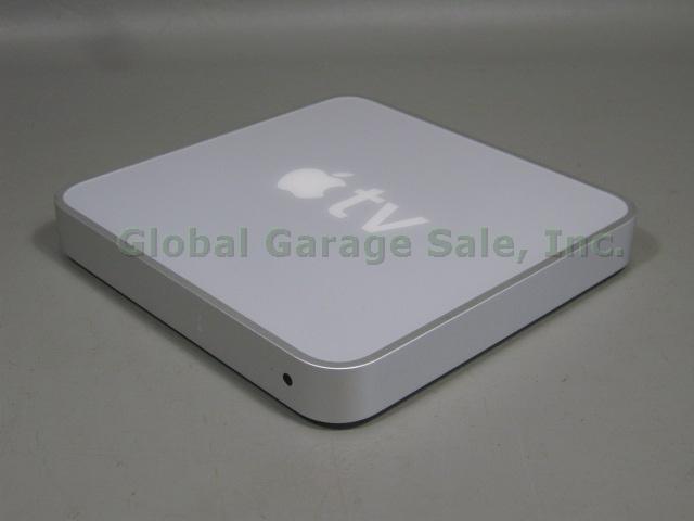 Apple TV 1st Gen A1218 MA711LL/A 40GB Digital Media Streamer + A1156 Remote + NR 1