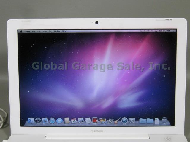 13" Apple MacBook A1181 MC240LL/A 2.13GHz Core 2 Duo 2GB 160GB Wireless Keyboard 2