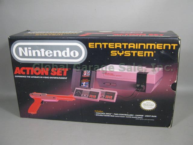 Rare Nintendo NES Action Set Console System Control Deck Zapper Light Gun Box ++