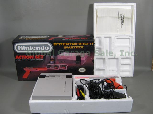 Rare Nintendo NES Action Set Console System Control Deck Zapper Light Gun Box ++ 2