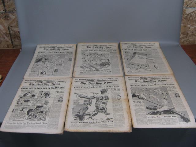 48 Vtg 1950s The Sporting News Lot 1955 Baseball Newspaper Willie Mays Yankees + 2