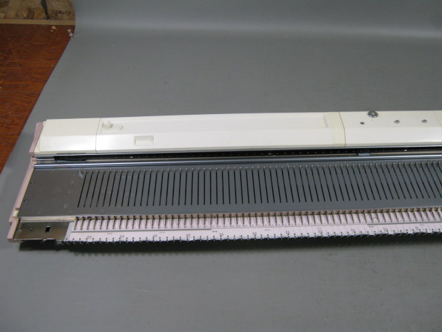 Vtg Brother Bulky KH-260 Punch Card Knitting Machine W/ Accessory Lot NO RESERVE 5