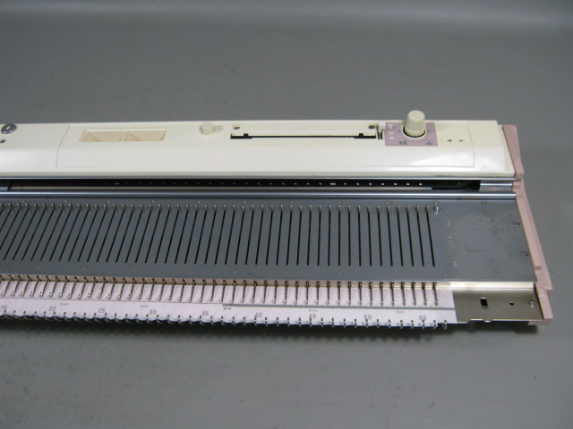 Vtg Brother Bulky KH-260 Punch Card Knitting Machine W/ Accessory Lot NO RESERVE 9