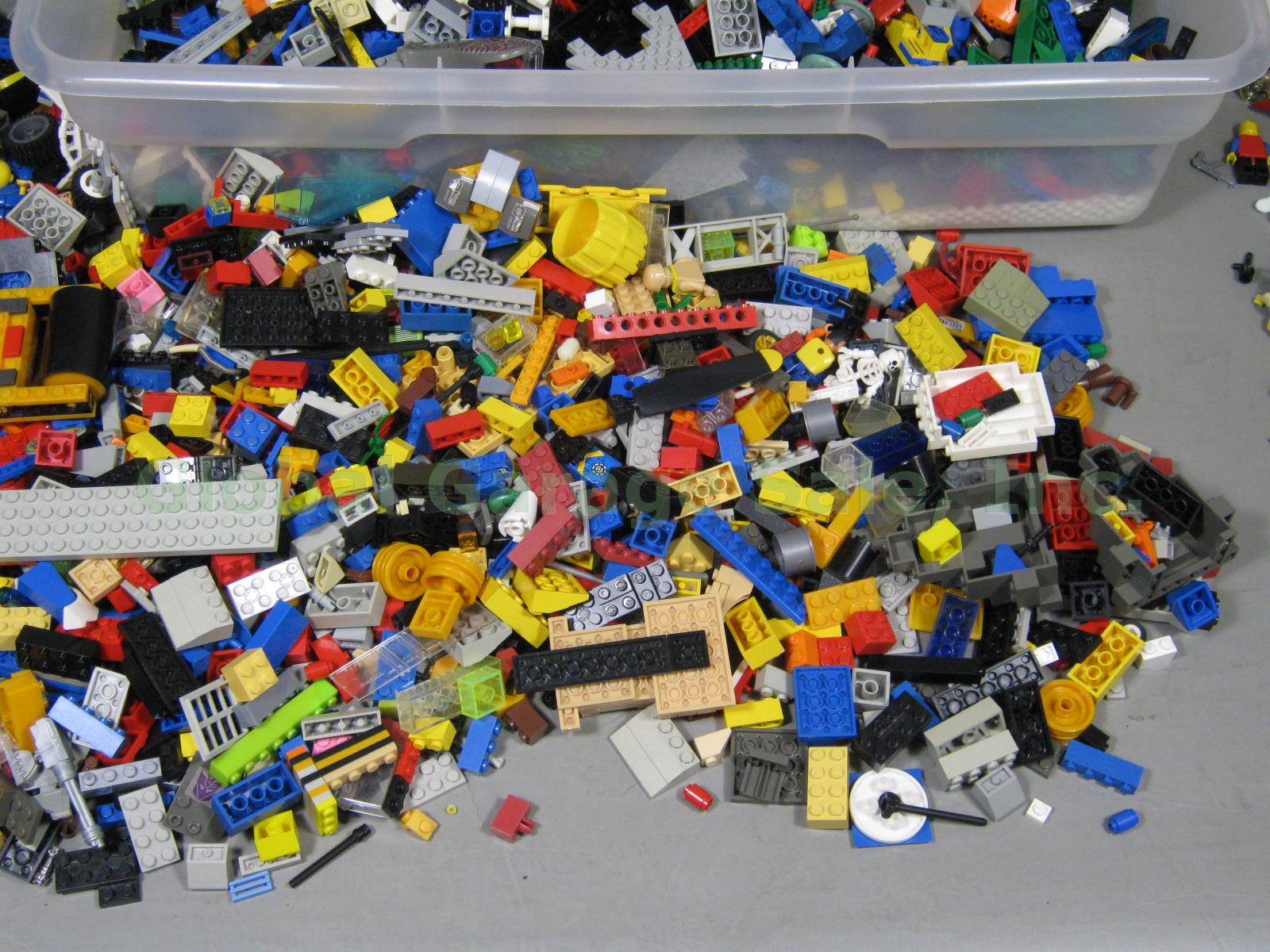 HUGE LOT 16 Lbs LEGO Building Block Brick Part Piece Minifigures Mega Blok Mix + 1