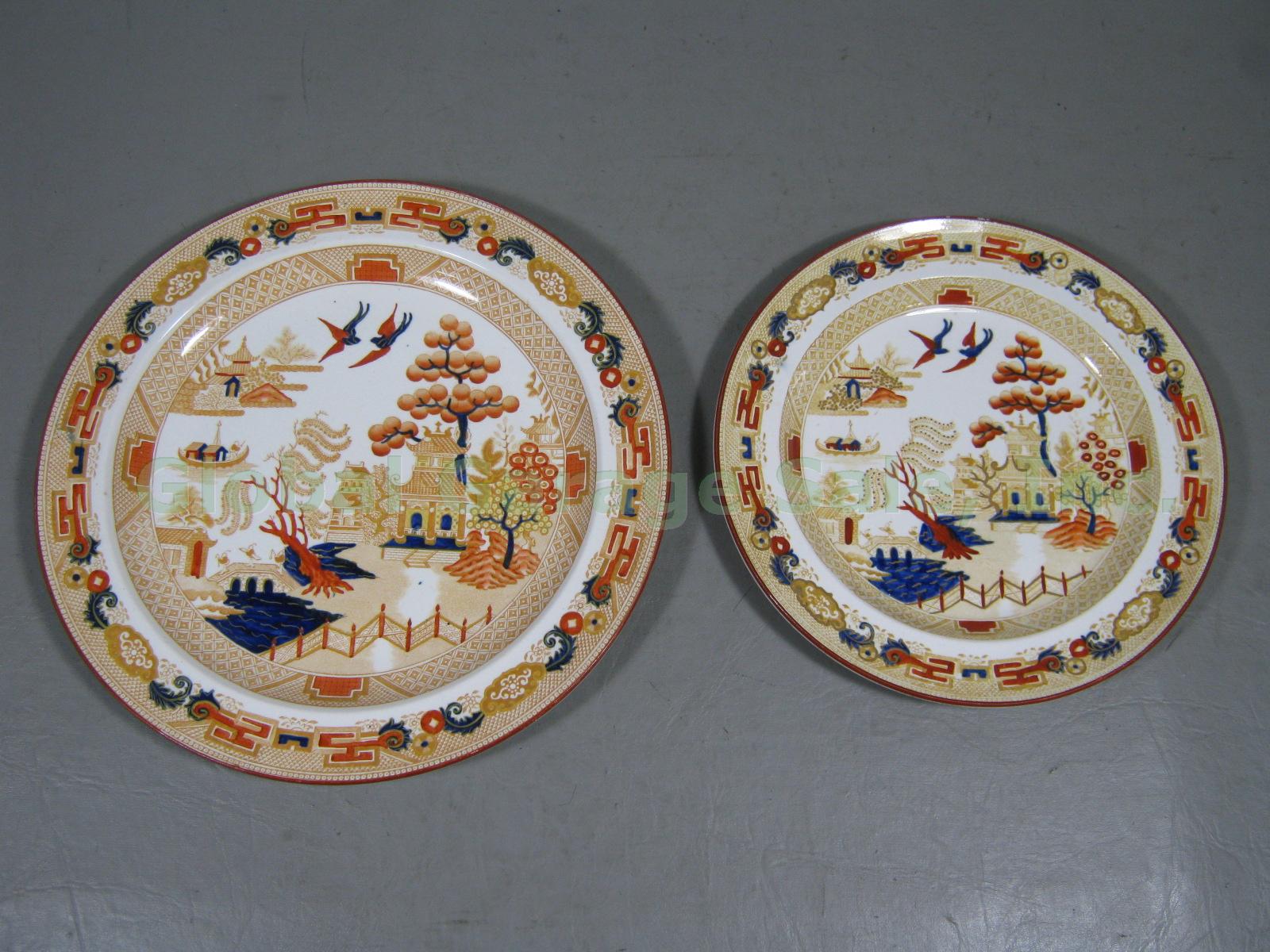 2 Rare Vtg Antique Wedgwood England Gaudy Willow Plates Dinner Luncheon A1423 NR
