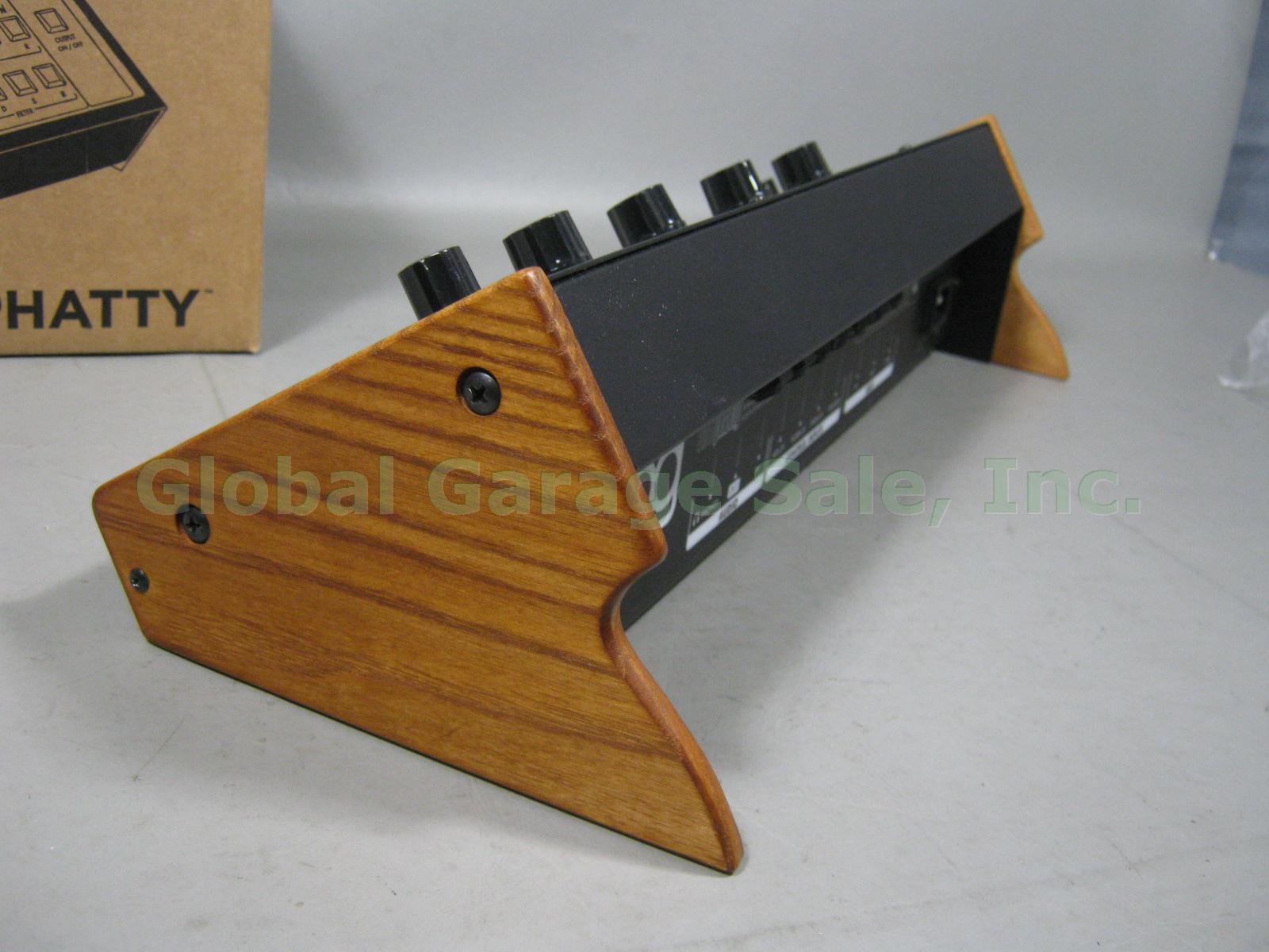 MIB Moog Slim Phatty Analog Synthesizer Wood Sides Original Box Barely Used NR! 5