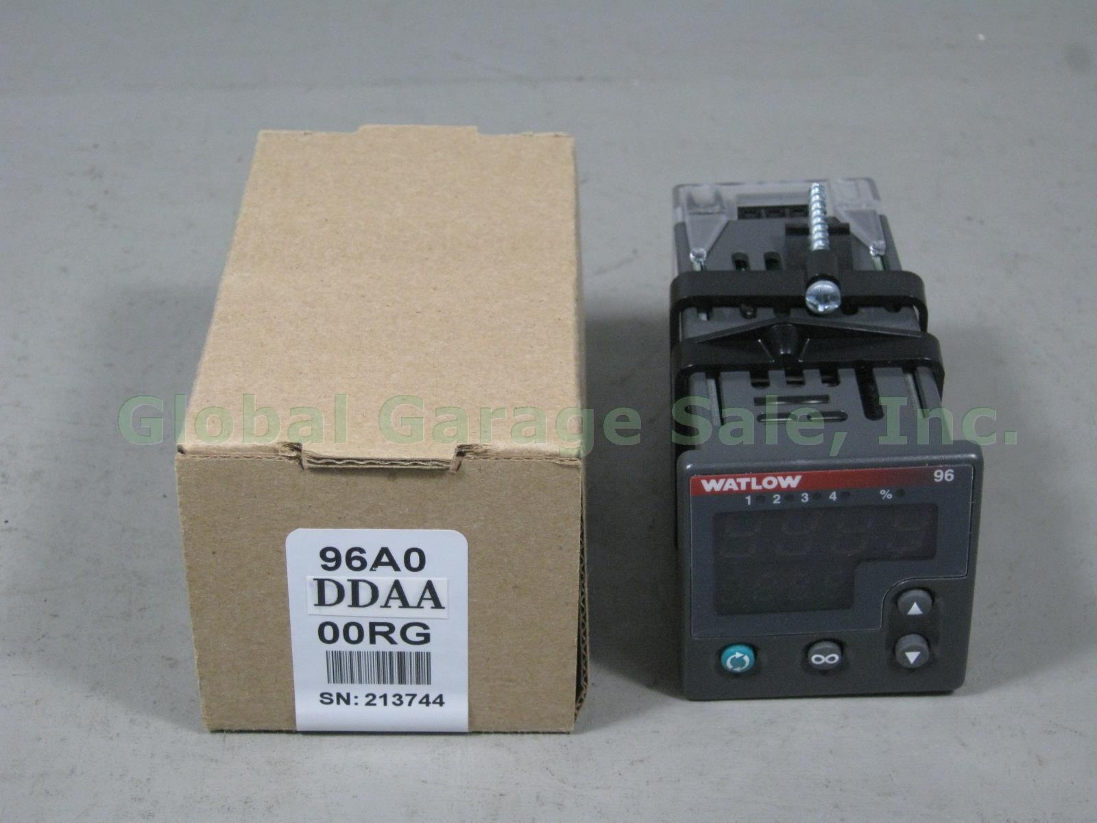 New Watlow 96A0 DDAA 00RG Series 96 1/16 DIN Dual Display Temperature Controller