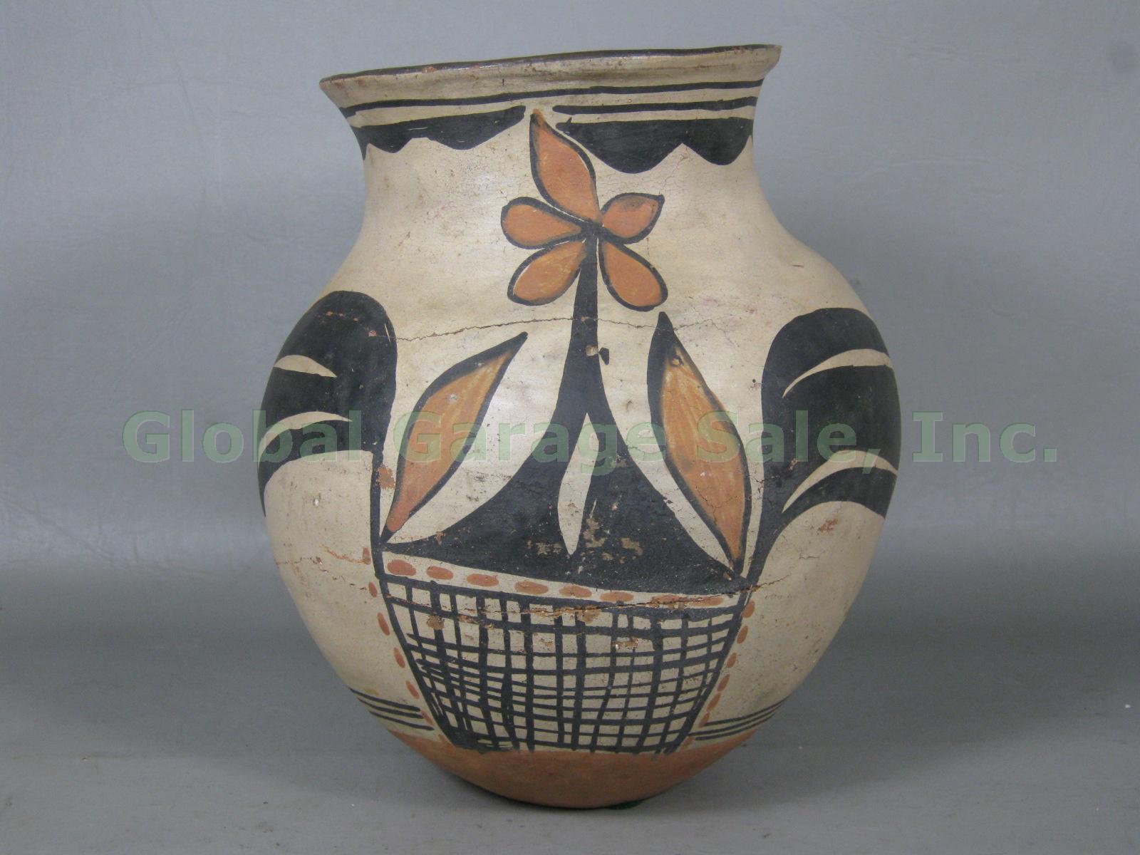 Antique 1920-30 Santo Domingo Native American Pottery Polychrome Pot Storage Jar 2