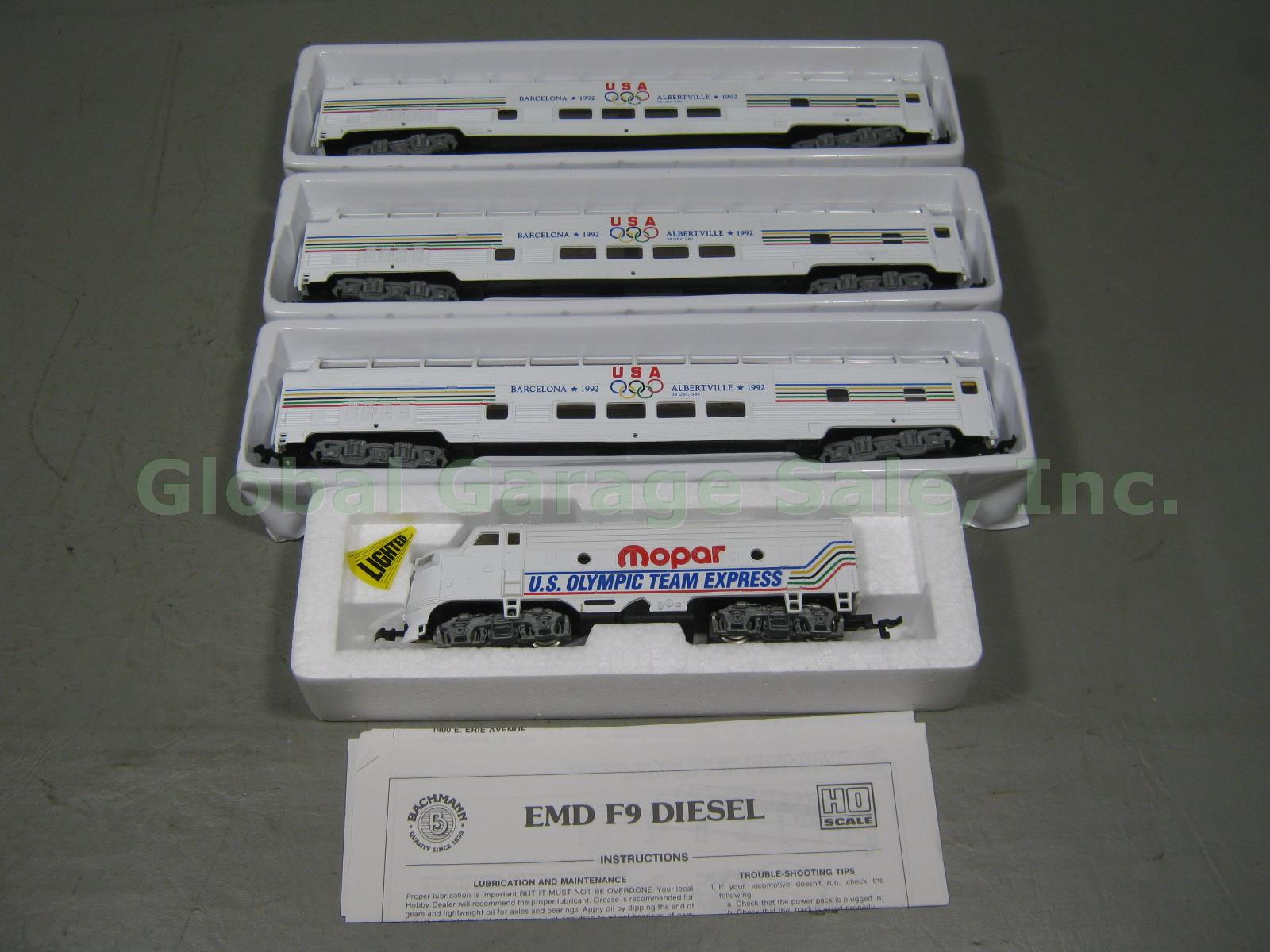 Bachmann HO Mopar 1992 Olympic Team Express Train Set EMD F9 Diesel Locomotive + 2
