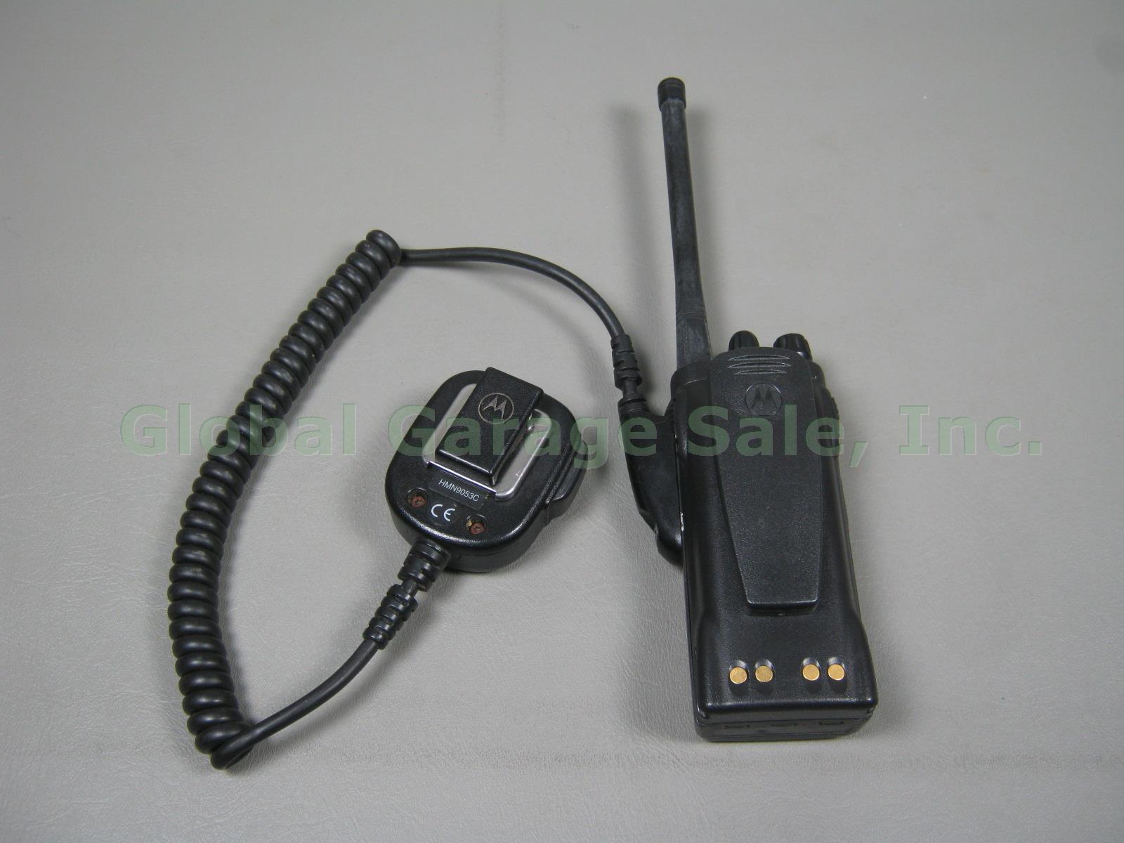 Motorola HT750 5W 16Ch Portable Handheld VHF Radio Speaker Mic Antenna Belt Clip 1