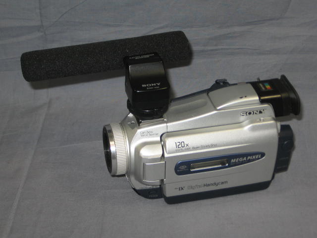 Sony DCR-TRV27 Handycam MiniDV Digital Camcorder Lot NR 6
