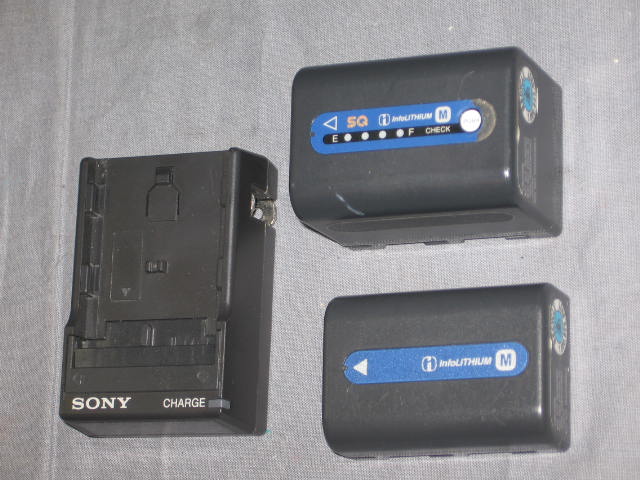 Sony DCR-TRV27 Handycam MiniDV Digital Camcorder Lot NR 11