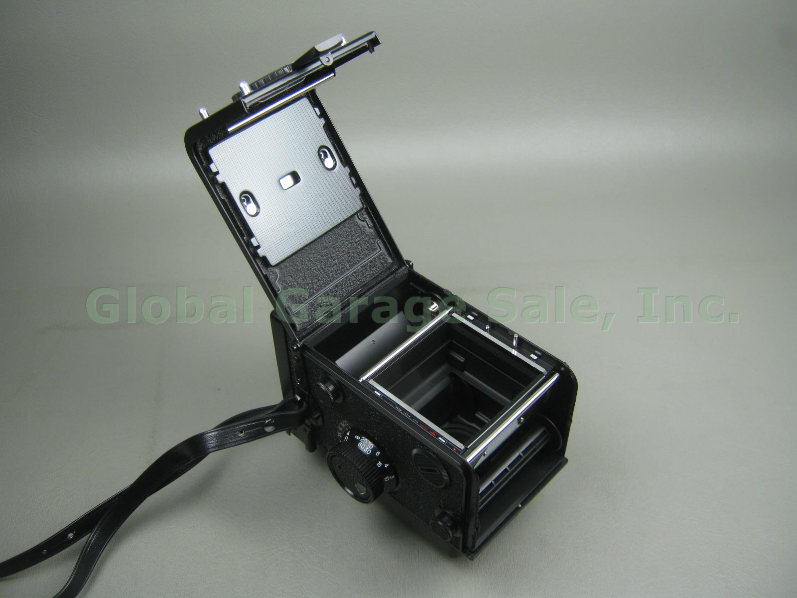 Yashica Mat-124G Medium Format TLR Camera Yashinon 80mm 2.8 3.5 Lenses Case +Lot 10