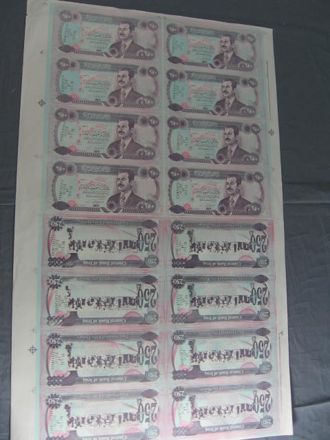 10 Uncut Sheets 40,000 Saddam Hussein Iraqi Dinars NR 1