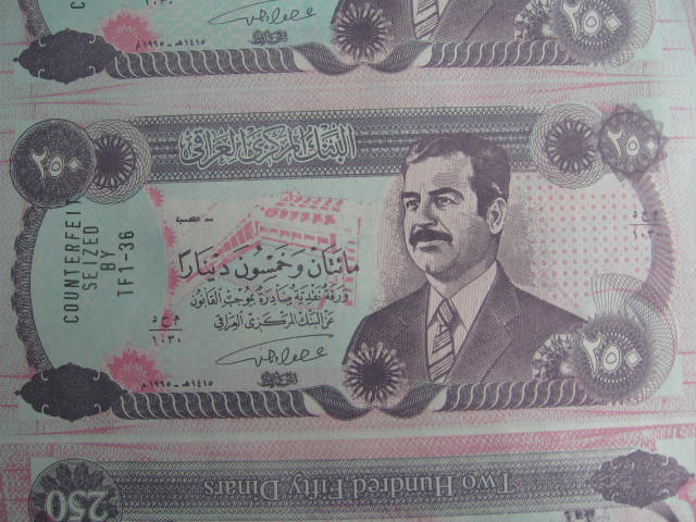 10 Uncut Sheets 40,000 Saddam Hussein Iraqi Dinars NR 3