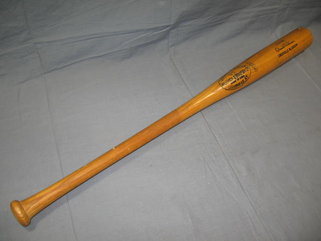 Vintage Brooks Robinson Hand Signed Baseball Bat +Photo 3