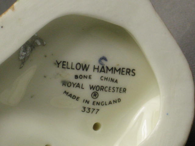 Royal Worcester Bird Figurine Yellow Hammers #3377 NR 5