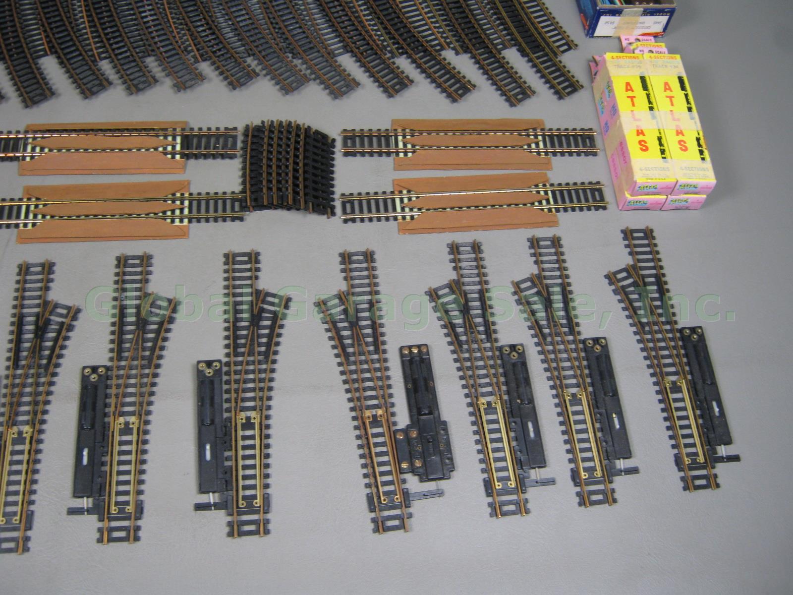 Huge Lot 84 HO Train Straight Curved Track Section Piece Switcher Set Atlas Tyco 2
